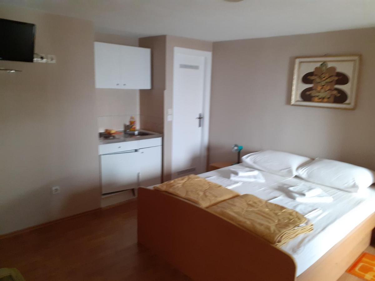 Apartmani Patrick Baska Voda Luaran gambar