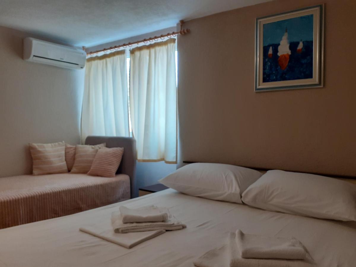 Apartmani Patrick Baska Voda Luaran gambar