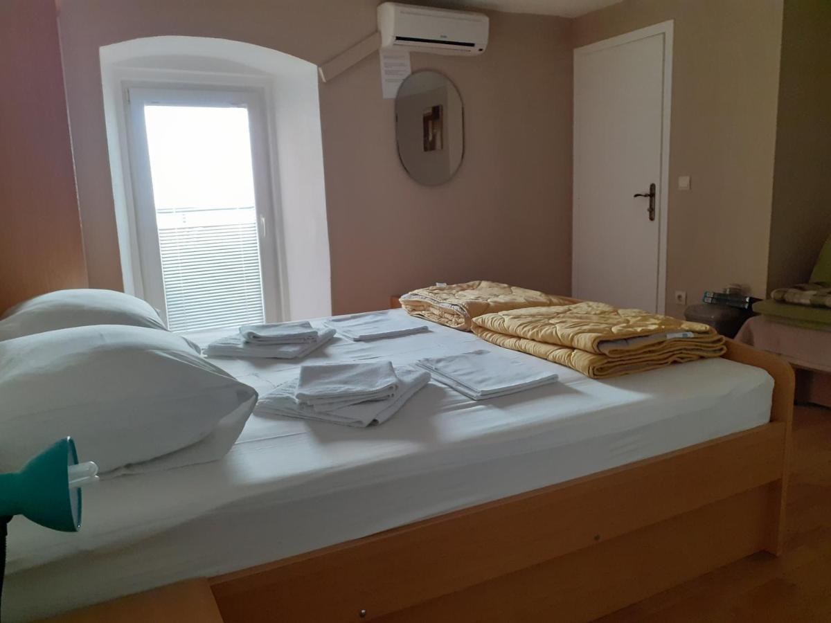 Apartmani Patrick Baska Voda Luaran gambar